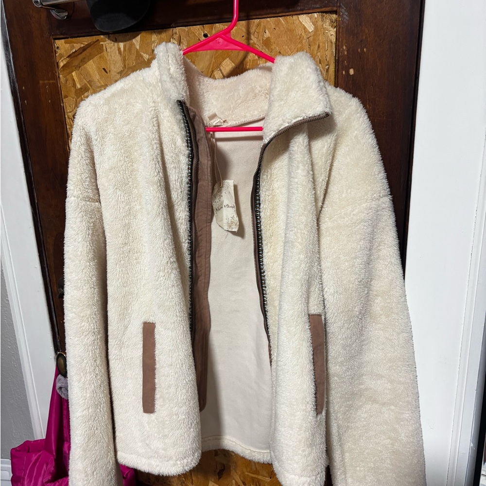 NWT Hem & Thread Cream Teddy Jacket